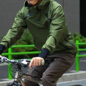 サイクリストが一度は通る、narifuriのウィンドブレーカー。今年の新色は”買い”です。