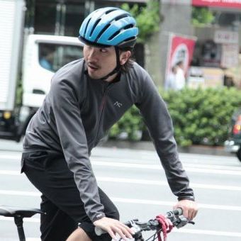 ヘルメット選びに悩む前にかぶってほしい「ASPECT」。