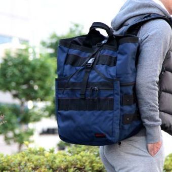 ジムの行き帰りすらも、スタイリッシュに決める絶品コーディ。