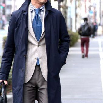 良く聞くけど「アズーロ エ マローネ」ってどういう意味？