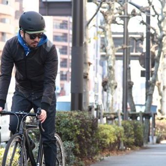 街乗りメットも軽さで選ぶ時代へ突入です。