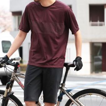 3秒でライドに出掛けることができるサイクルジャージ。