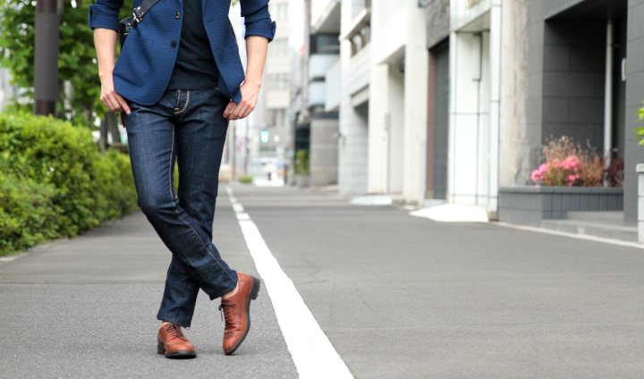 お手持ちのデニムは満足ですか？アナタのその脚スマートにさせましょう。