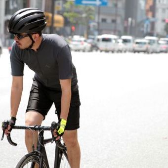 主張せずとも感じるその世界観。「7mesh」が贈る、猛暑を乗り切るメッシュジャージがついに解禁です！