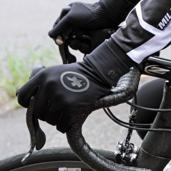 「ただ防寒すればいい」は間違い！失敗しない、ウィンターグローブ選びのいろは。