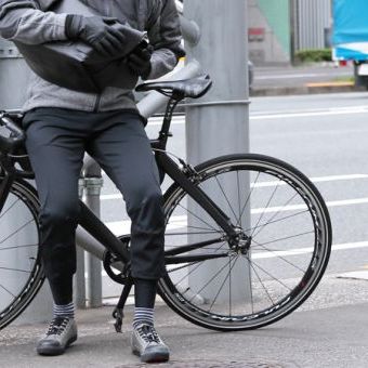 ただ長くなっただけじゃない！あの鉄板ライドパンツをもっと気軽に、暖かく。