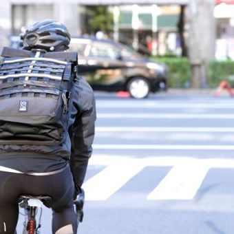 アウトドアブランドに逃げる前に、知っておいて欲しいバックパックがある。