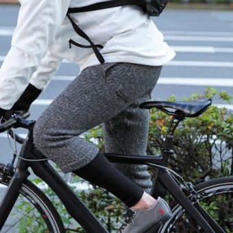 街乗りロングライド派が選ぶのは、"ゆるく"見せつつ"本気を出せる"一本。