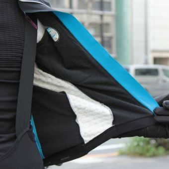 1月のライドに不安を感じる必要はありません、このジャケットがある限り。