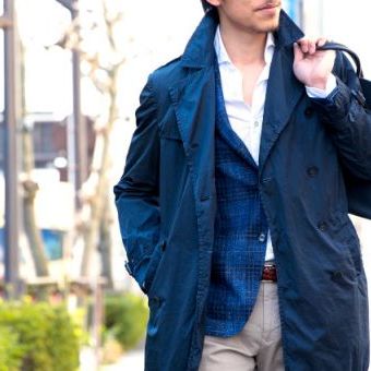 こなれた"クシャ感"も楽しめる「トレンチ×ソラーロ」で春を謳歌すべし！