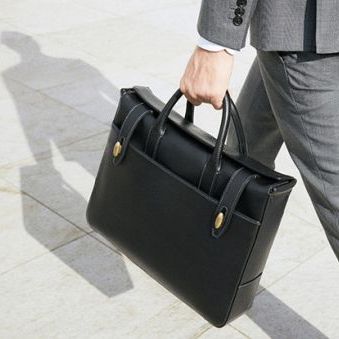 ビジネスはバッグ選びから、はじまっています。