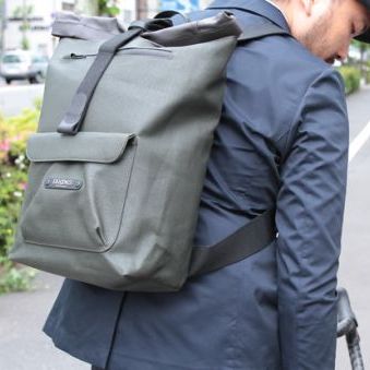 自転車うんちくを並べるより、男は黙って背中で語るもの