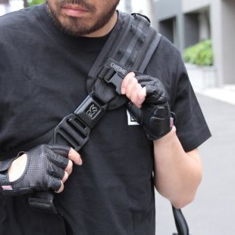 なぜ自転車に乗らない人達が、このメッセンジャーバッグを使っているのか？