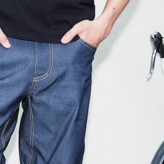 DENIMじゃないデニム!?  ナリフリ デニムクロップドパンツ