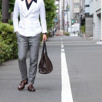 酷暑のPITTI UOMO 92を乗り切るために持っていったアイテム達。