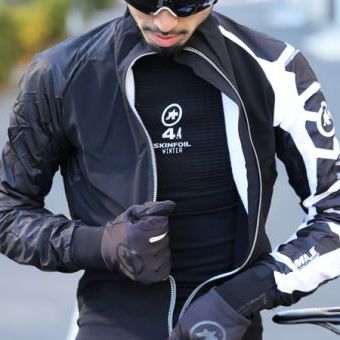 1mmたりとも寒さを感じたくない。そんな自転車乗りにとって、お守りのような存在です。