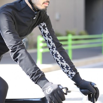 超寒くても、インナーとこれ1枚。