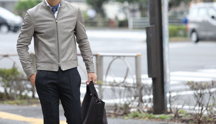 快進撃を続ける、小細工ナシのレザーブランド。