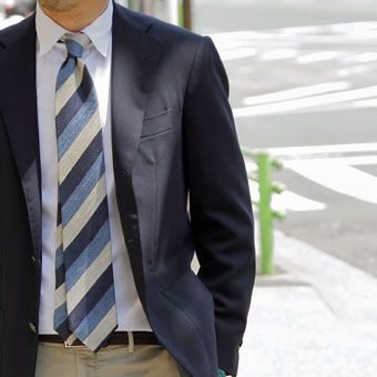 ネクタイは決まったブランドで、という幸福。