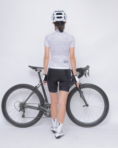 【公式サイト】正規ブランド品通販 レディースショートスリーブジャージ【Women's Alternative ウェア