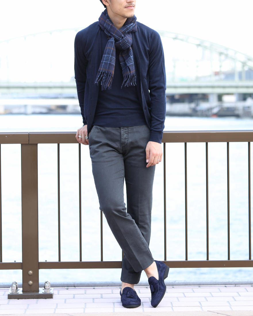 ジョンスメの 真面目ネイビー で作る大人の為のデート服 Tokyolife