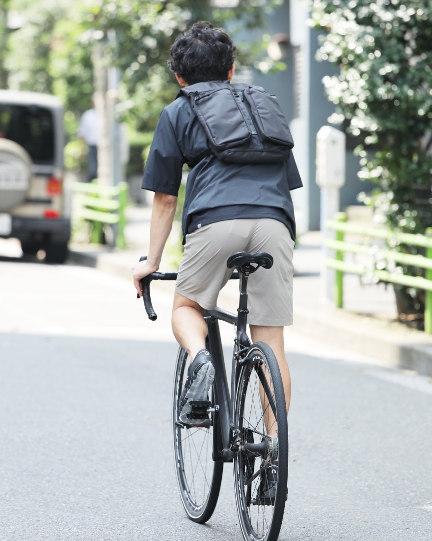 減少するサラリーマンの荷物に、都会型スマートバッグ。｜TOKYOlife